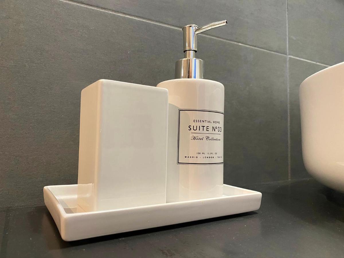 Momi Hotel Borgomanero Eksteriør billede